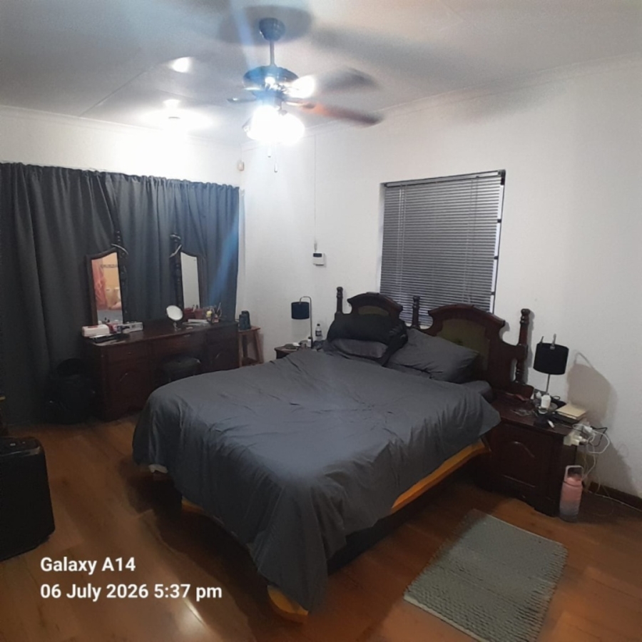 4 Bedroom Property for Sale in Safari Gardens North West